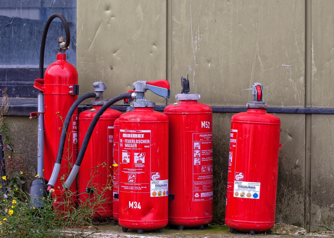 How to Dispose of Fire Extinguisher in the UK HOUSE CLEARANCE in LONDON